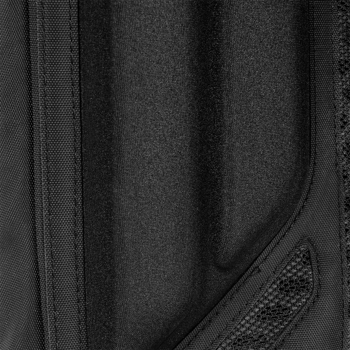 paragon-hydration-pack-s1 Paragon_Black_Texture.png